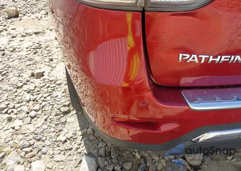 2014 Nissan Pathfinder Sv z USA, uszkodzony, nr VIN 5N1AR2MN2EC723166